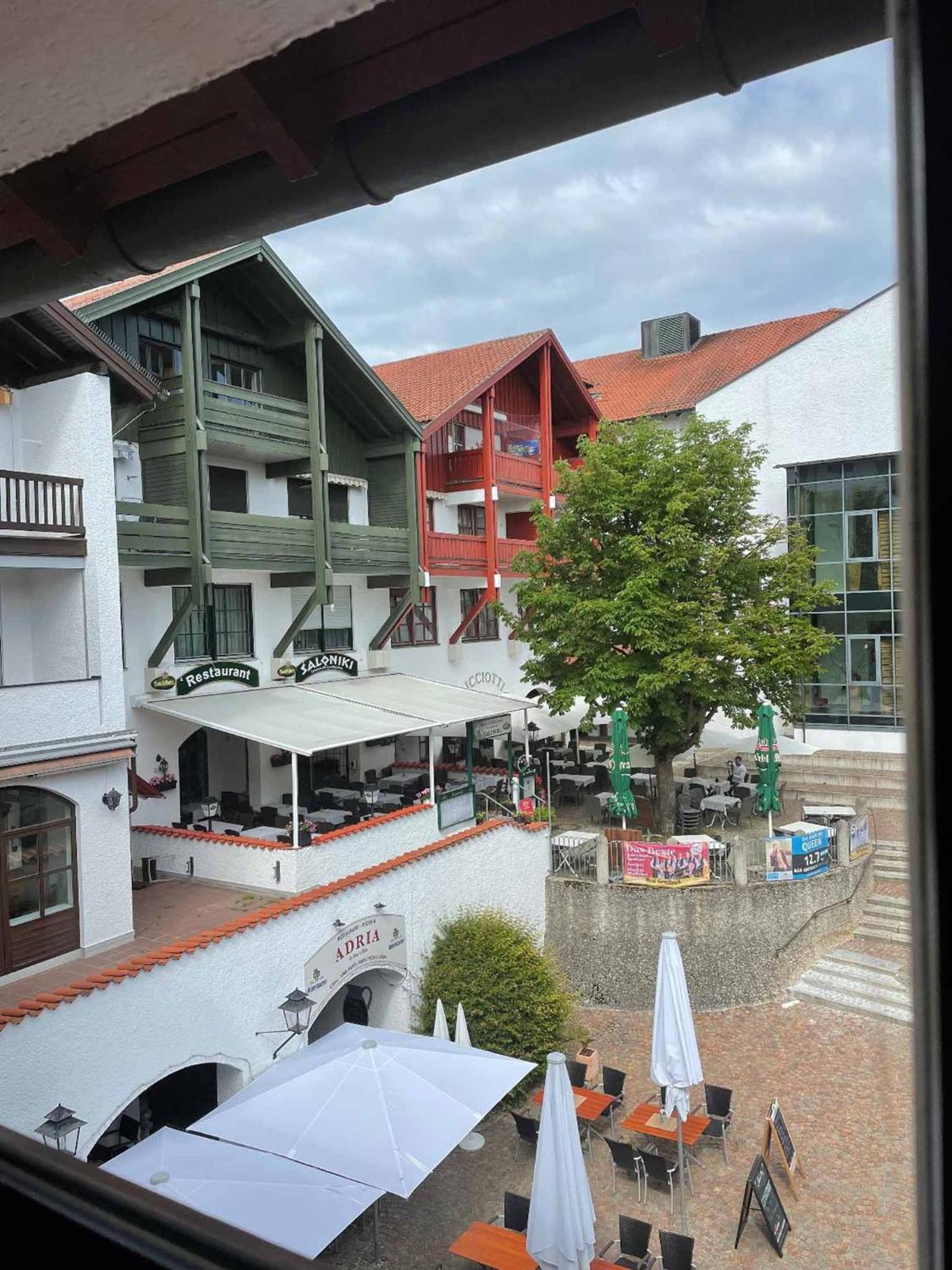Appartement Am Brunnenplatzl Mit Bademantelzugang Bad Griesbach  Eksteriør billede